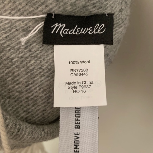 🎉HP🎉 NWT Madewell Grey and White Wool Striped Boho Cape - Picture 7 of 10